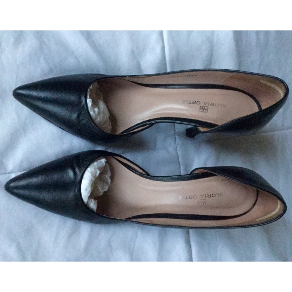 Pointy Toe Pump